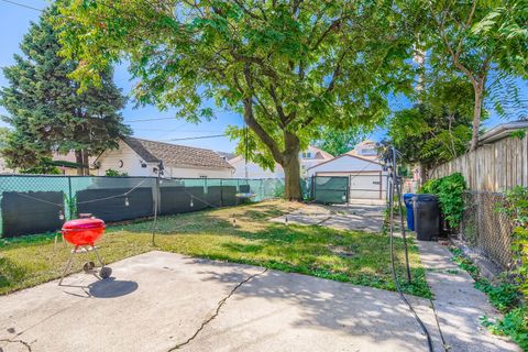 Tiny photo for 3124 N 76th Avenue, Elmwood Park, IL 60707 (MLS # 12554194)
