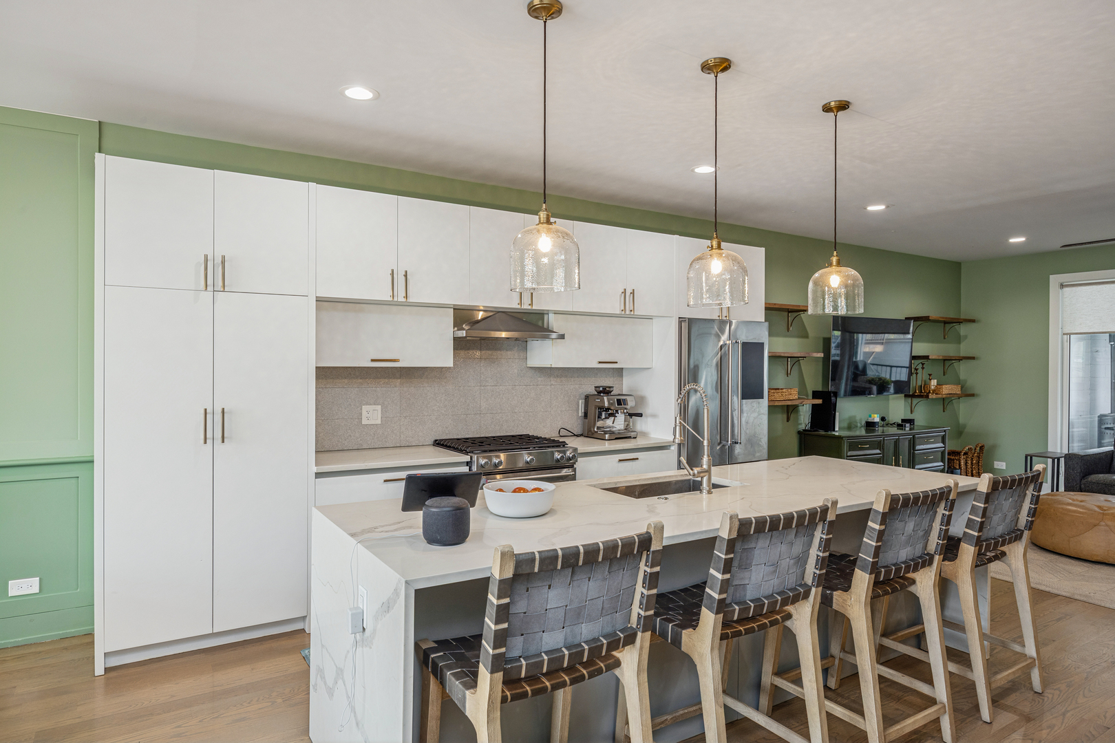 731 W 17th Street 1E