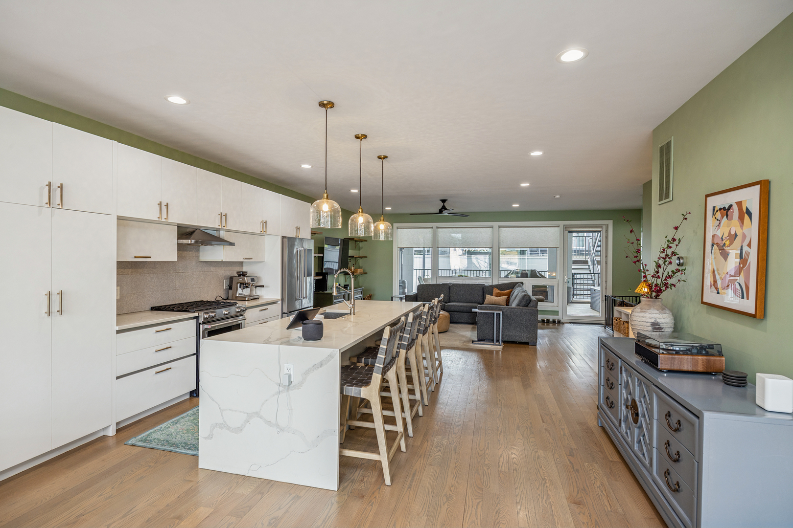 731 W 17th Street 1E