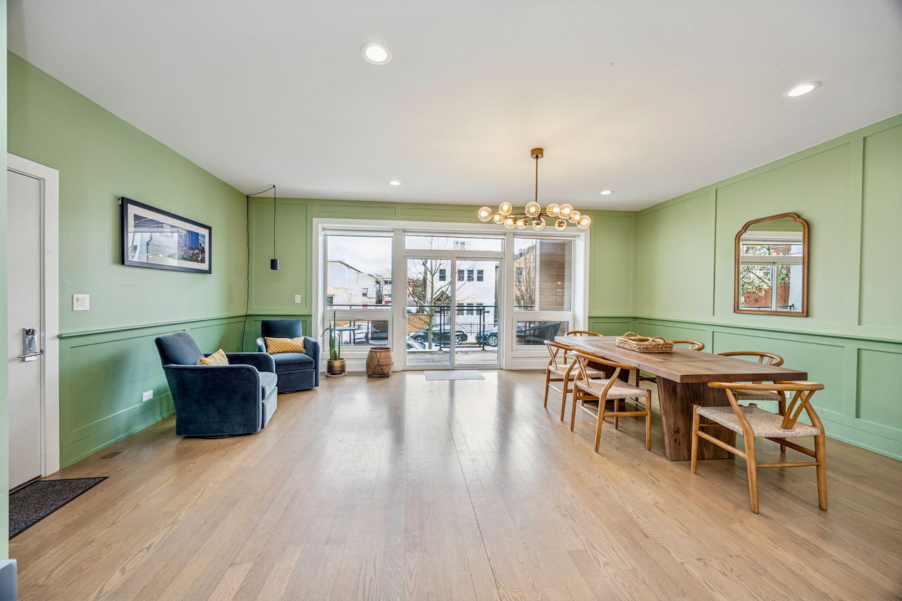 731 W 17th Street 1E