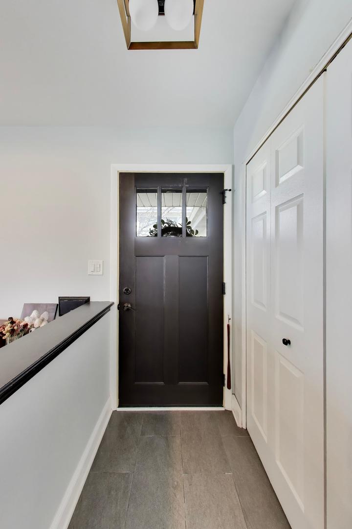 9401 Lavergne Avenue