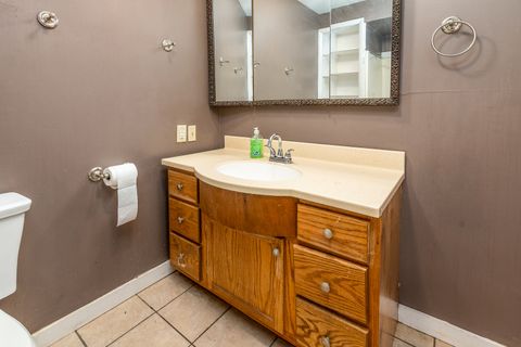 Tiny photo for 508 W Rigdon Street, Carbondale, IL 62901 (MLS # 12551867)