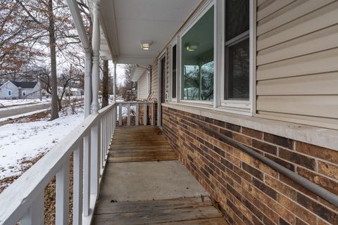 Tiny photo for 508 W Rigdon Street, Carbondale, IL 62901 (MLS # 12551867)