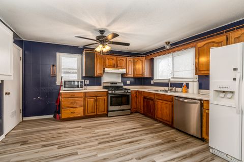 Tiny photo for 508 W Rigdon Street, Carbondale, IL 62901 (MLS # 12551867)