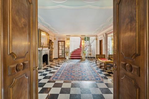 Tiny photo for 1355 N Astor Street, Chicago, IL 60610 (MLS # 12628484)