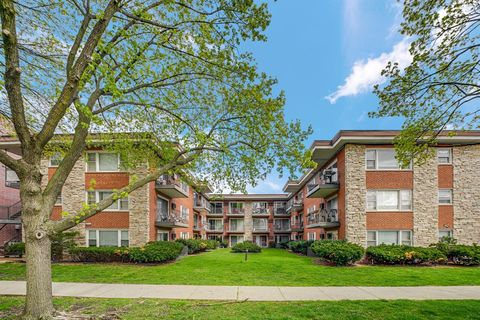 Photo of 4229 N Keystone Avenue #3F, Chicago, IL 60641 (MLS # 12624993)