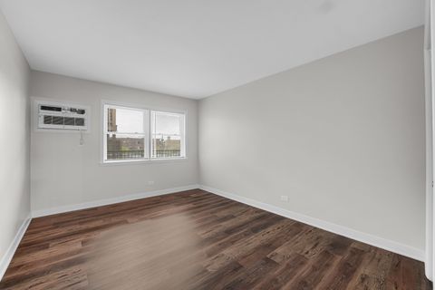Tiny photo for 4229 N Keystone Avenue #3F, Chicago, IL 60641 (MLS # 12624993)