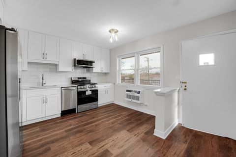 Tiny photo for 4229 N Keystone Avenue #3F, Chicago, IL 60641 (MLS # 12624993)