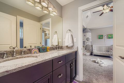 Tiny photo for 588 S Bryan Street, Elmhurst, IL 60126 (MLS # 12469591)