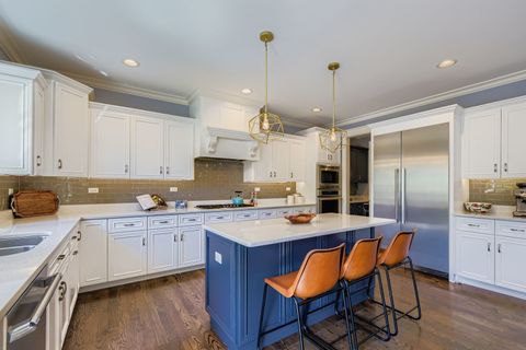 Tiny photo for 588 S Bryan Street, Elmhurst, IL 60126 (MLS # 12469591)
