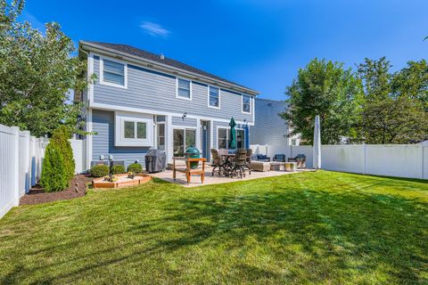 Tiny photo for 588 S Bryan Street, Elmhurst, IL 60126 (MLS # 12469591)