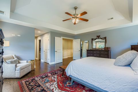 Tiny photo for 588 S Bryan Street, Elmhurst, IL 60126 (MLS # 12469591)