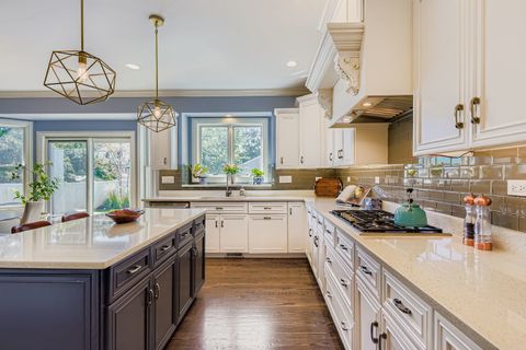 Tiny photo for 588 S Bryan Street, Elmhurst, IL 60126 (MLS # 12469591)