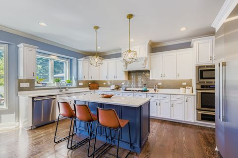 Tiny photo for 588 S Bryan Street, Elmhurst, IL 60126 (MLS # 12469591)