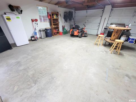 Tiny photo for 221 HICKORY Street, Flora, IL 62839 (MLS # EB460107)