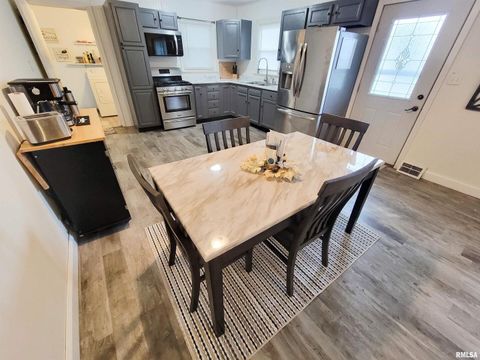 Tiny photo for 221 HICKORY Street, Flora, IL 62839 (MLS # EB460107)