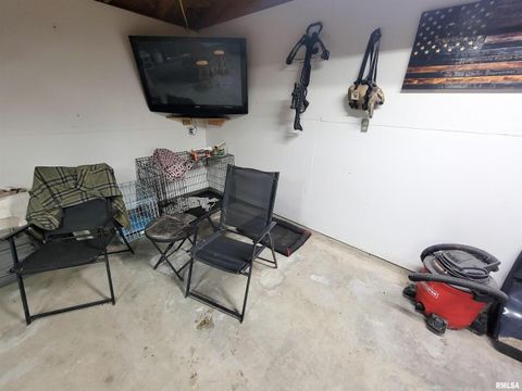 Tiny photo for 221 HICKORY Street, Flora, IL 62839 (MLS # EB460107)