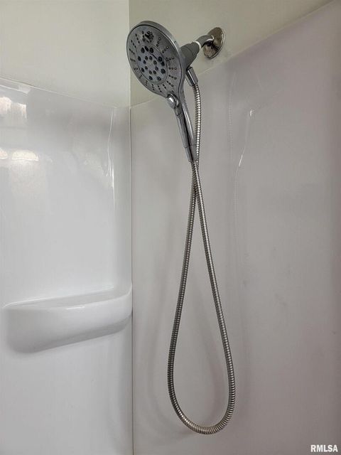 Tiny photo for 221 HICKORY Street, Flora, IL 62839 (MLS # EB460107)