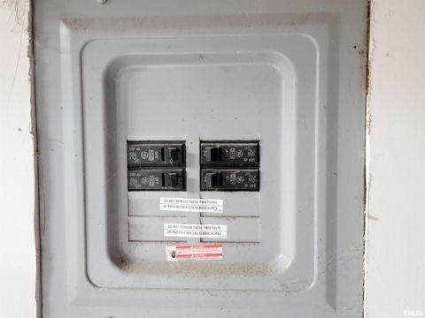 Tiny photo for 221 HICKORY Street, Flora, IL 62839 (MLS # EB460107)