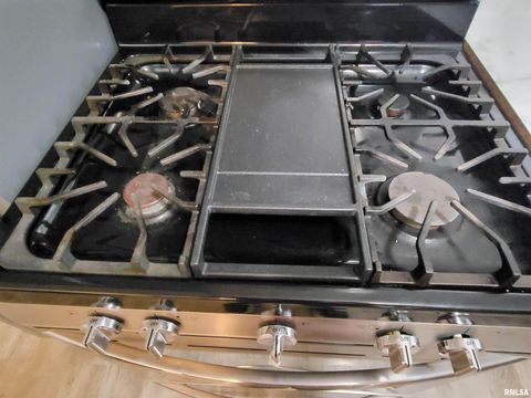 Tiny photo for 221 HICKORY Street, Flora, IL 62839 (MLS # EB460107)