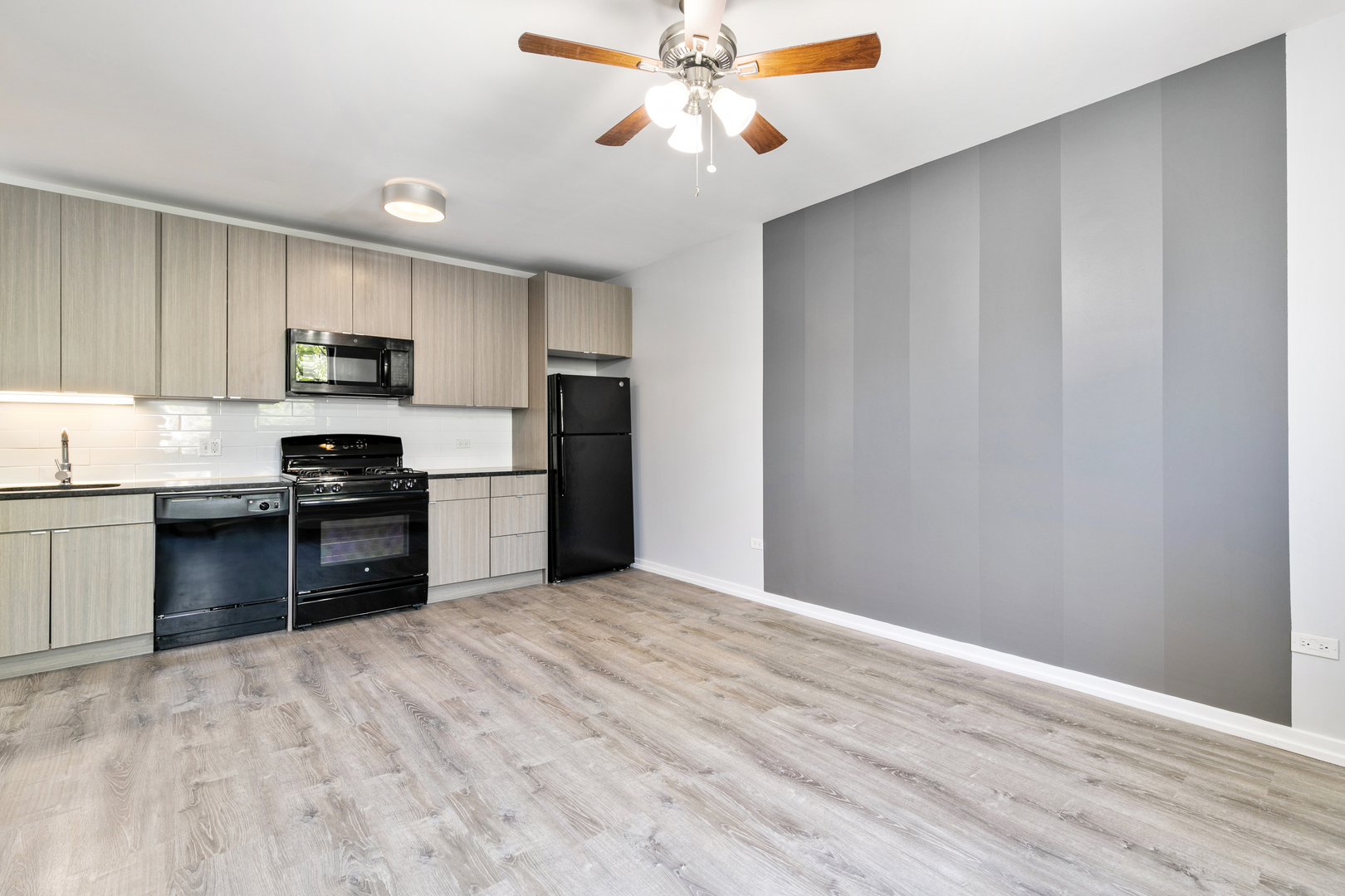 4875 N Magnolia Avenue 201