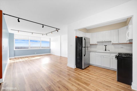 Tiny photo for 7234 W North Avenue #1509, Elmwood Park, IL 60707 (MLS # 12794849)