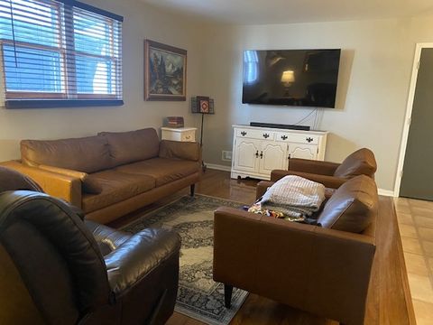 Tiny photo for 727 15th Street, Peru, IL 61354 (MLS # 12540594)