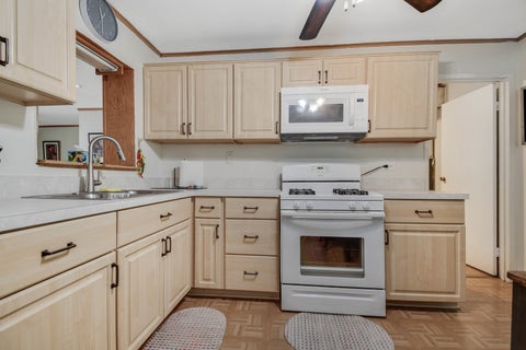 Tiny photo for 428 Navajo Street, Park Forest, IL 60466 (MLS # 12745222)