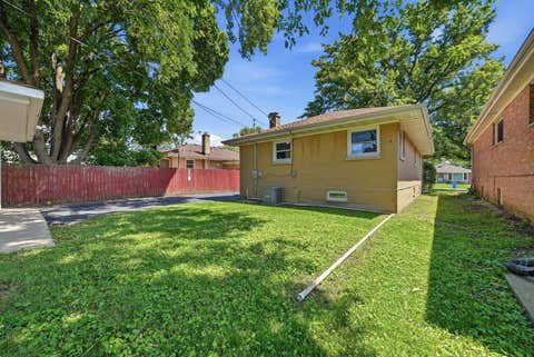 Tiny photo for 532 Clayton Road, Hillside, IL 60162 (MLS # 12705468)