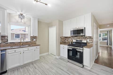 Tiny photo for 532 Clayton Road, Hillside, IL 60162 (MLS # 12705468)