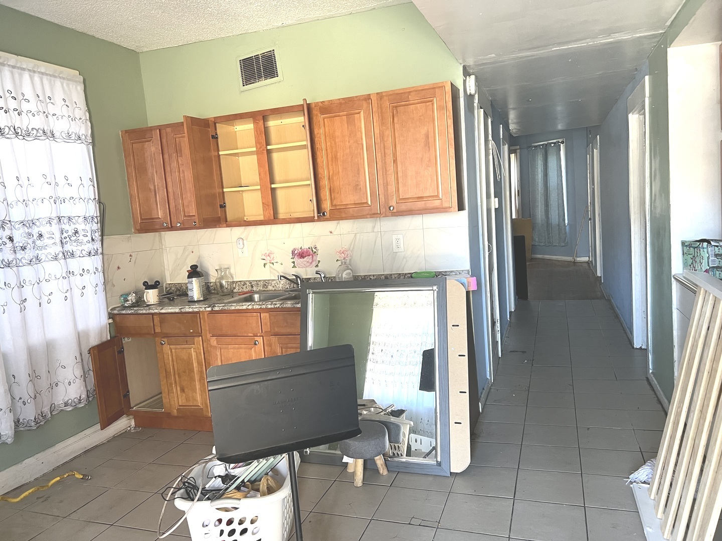 4511 N Spaulding Avenue