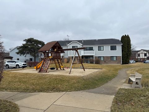 Tiny photo for 373 Ferndale Court #C2, Schaumburg, IL 60193 (MLS # 12582115)