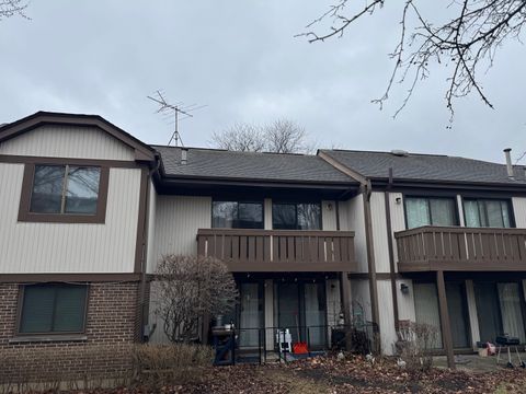 Tiny photo for 373 Ferndale Court #C2, Schaumburg, IL 60193 (MLS # 12582115)