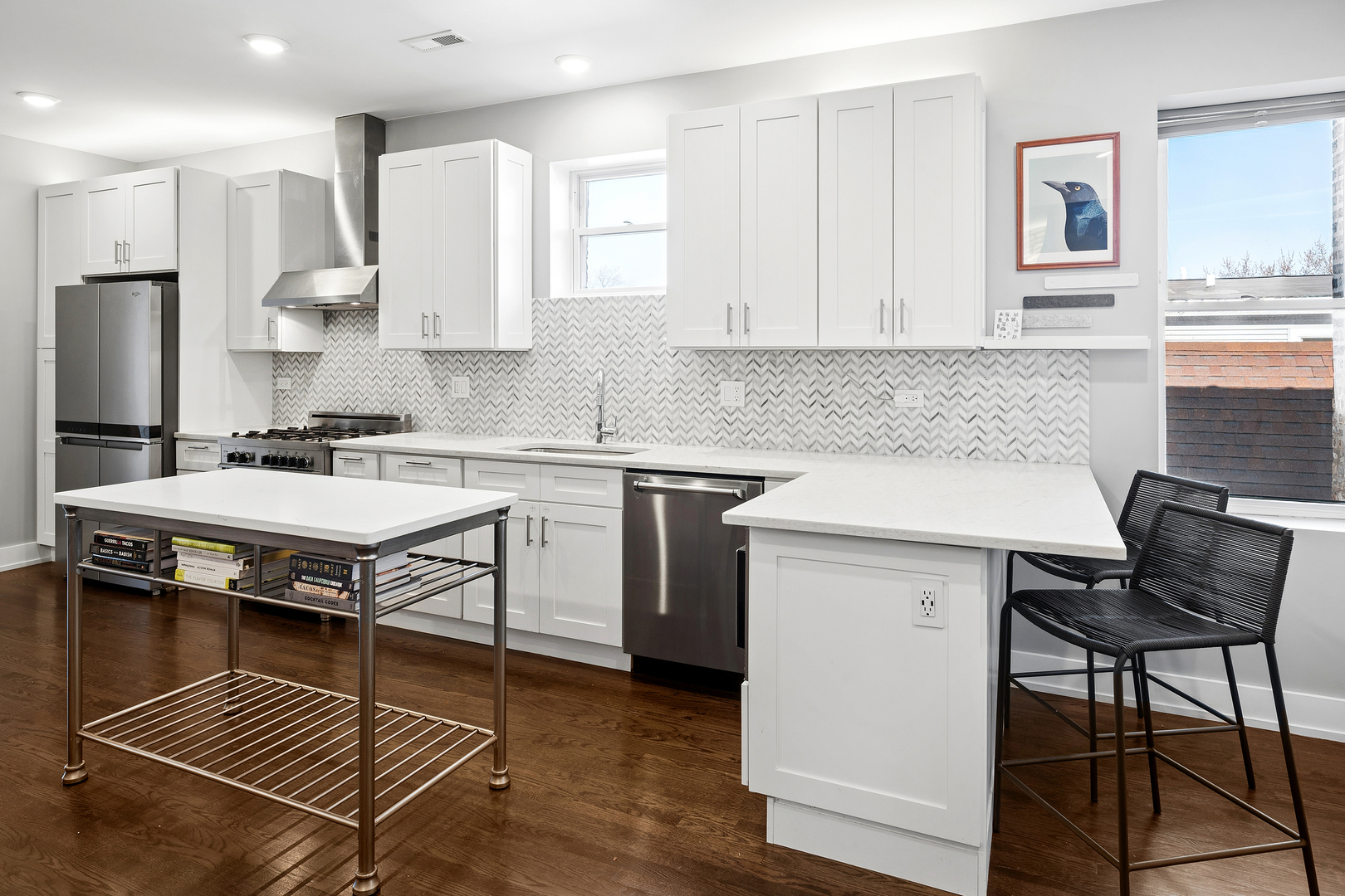 2430 N Washtenaw Avenue 3N