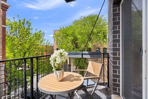 Tiny photo for 757 N Elizabeth Street #2, Chicago, IL 60642 (MLS # 12639294)