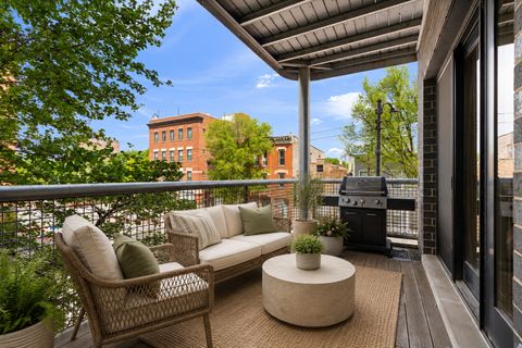 Tiny photo for 757 N Elizabeth Street #2, Chicago, IL 60642 (MLS # 12639294)