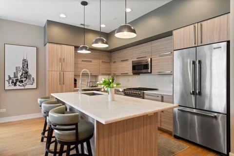 Tiny photo for 757 N Elizabeth Street #2, Chicago, IL 60642 (MLS # 12639294)