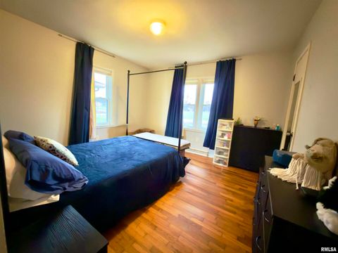 Tiny photo for 904 W ELM Street, Olney, IL 62450 (MLS # EB460634)