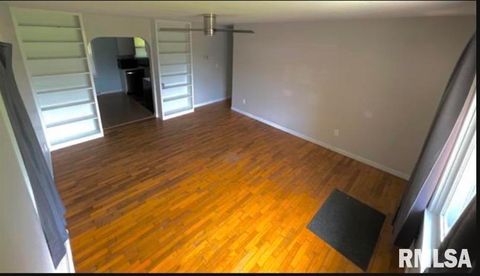 Tiny photo for 904 W ELM Street, Olney, IL 62450 (MLS # EB460634)