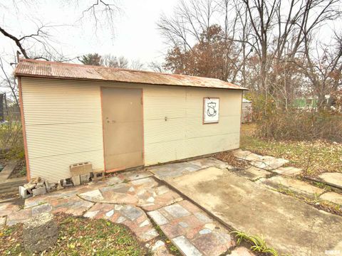 Tiny photo for 904 W ELM Street, Olney, IL 62450 (MLS # EB460634)