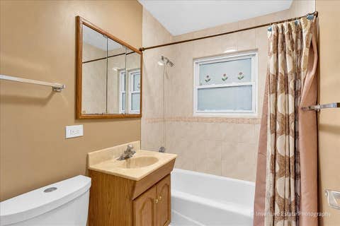 Tiny photo for 548 S Harvard Avenue, Addison, IL 60101 (MLS # 12719283)