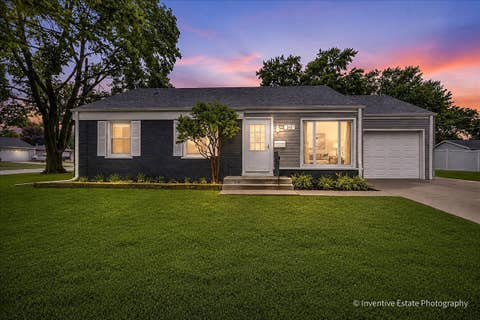Photo of 548 S Harvard Avenue, Addison, IL 60101 (MLS # 12719283)