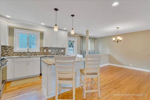 Tiny photo for 548 S Harvard Avenue, Addison, IL 60101 (MLS # 12719283)