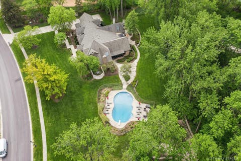 Tiny photo for 2455 Persimmon Drive, St. Charles, IL 60174 (MLS # 12615951)