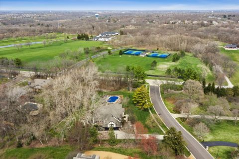 Tiny photo for 2455 Persimmon Drive, St. Charles, IL 60174 (MLS # 12615951)