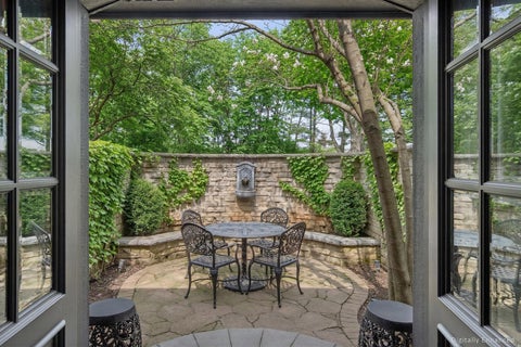 Tiny photo for 2455 Persimmon Drive, St. Charles, IL 60174 (MLS # 12615951)