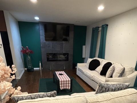 Tiny photo for 308 S Walnut Street, Glenwood, IL 60425 (MLS # 12491136)