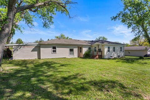 Tiny photo for 4931 E Glenwood Drive, Decatur, IL 62521 (MLS # 12621332)