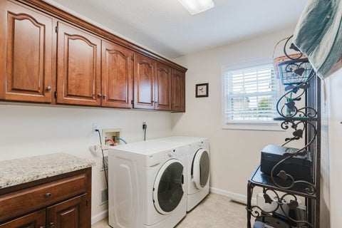 Tiny photo for 5 Cobblestone Court, Bloomington, IL 61704 (MLS # 12753554)