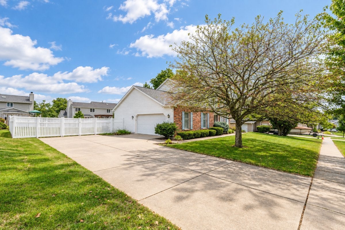 5 Cobblestone Court